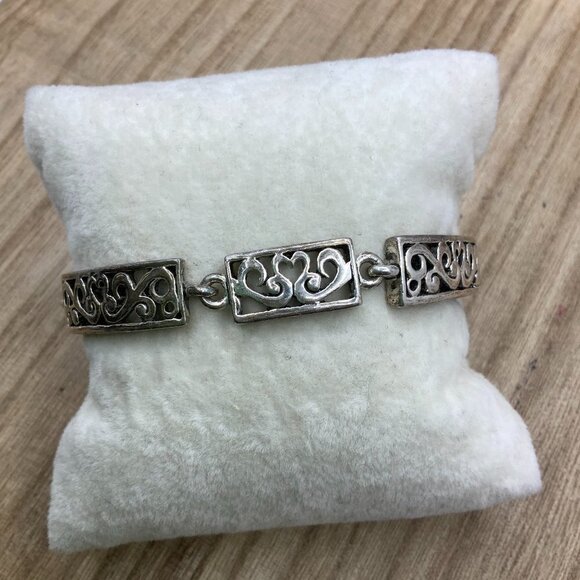 Premier Designs Heart Filigree Panel Link Silver Tone Bracelet - Picture 2 of 9